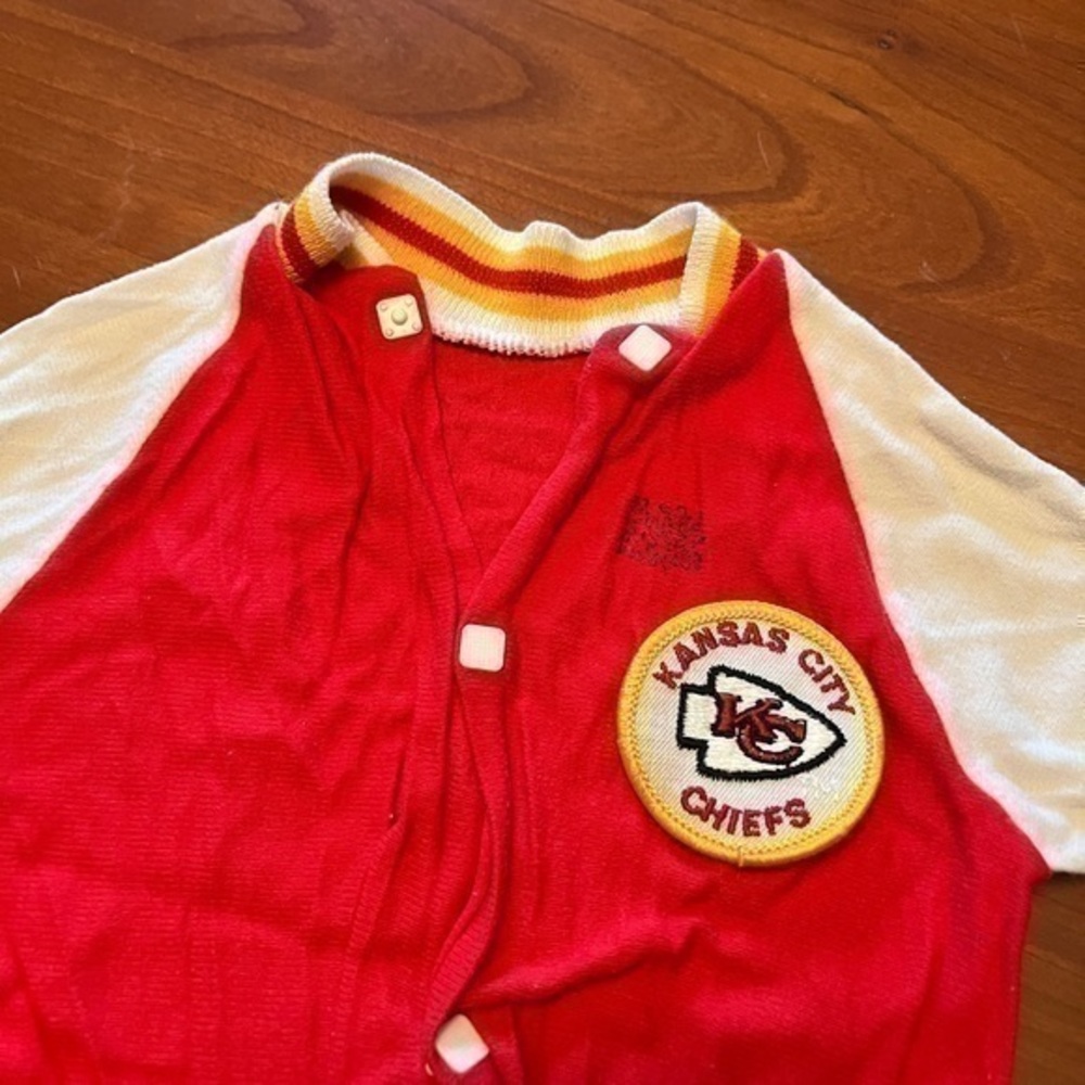 Vintage Baby Kansas City Chiefs Red White Onesie Unisex‎ Sports Football Casual